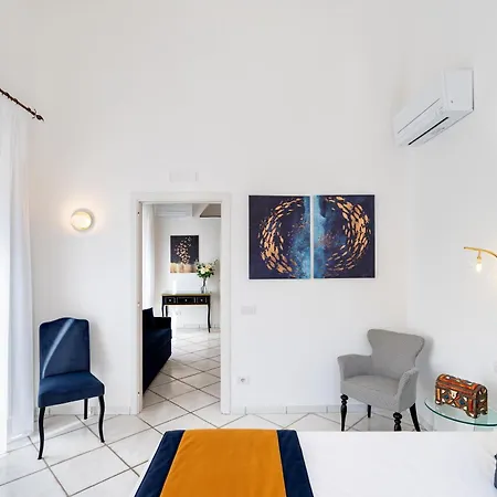 With Pool Vendégház