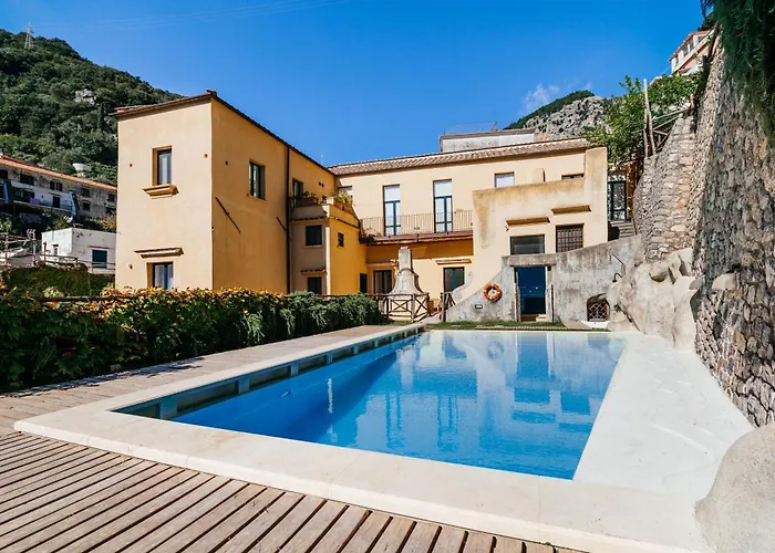 Gæstehus With Pool Amalfi