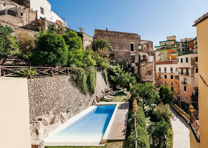 With Pool Gæstehus 4*