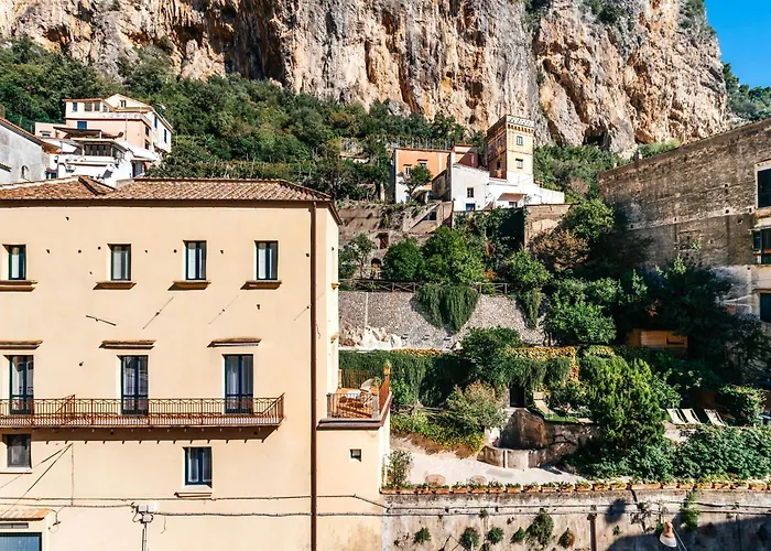 With Pool Gæstehus Amalfi