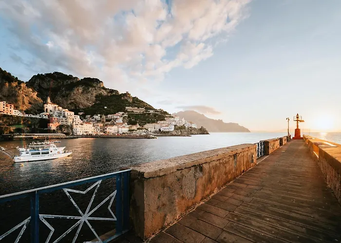 With Pool Gæstehus Amalfi