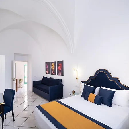 With Pool Гостьовий будинок