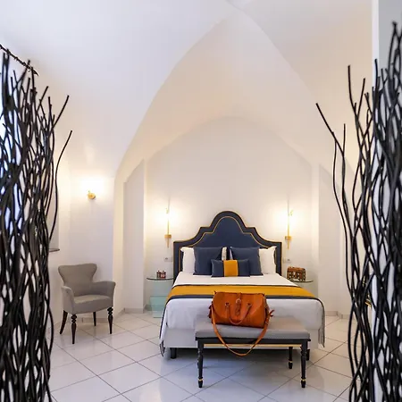 بيت ضيافة With Pool 4*