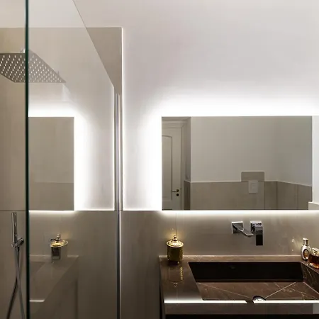 With Pool Гостьовий будинок