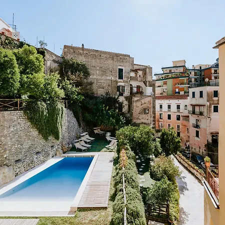 With Pool * Amalfi