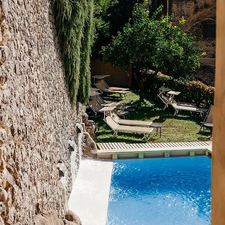 With Pool Gasthof Amalfi