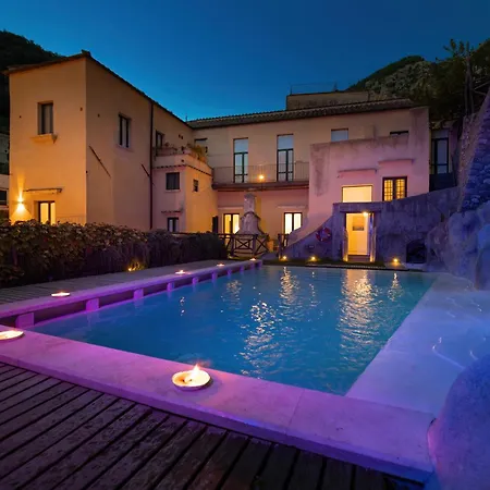 Gasthof With Pool Amalfi