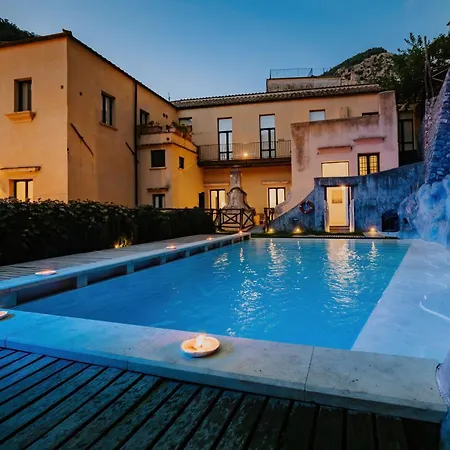 Gasthof With Pool Amalfi